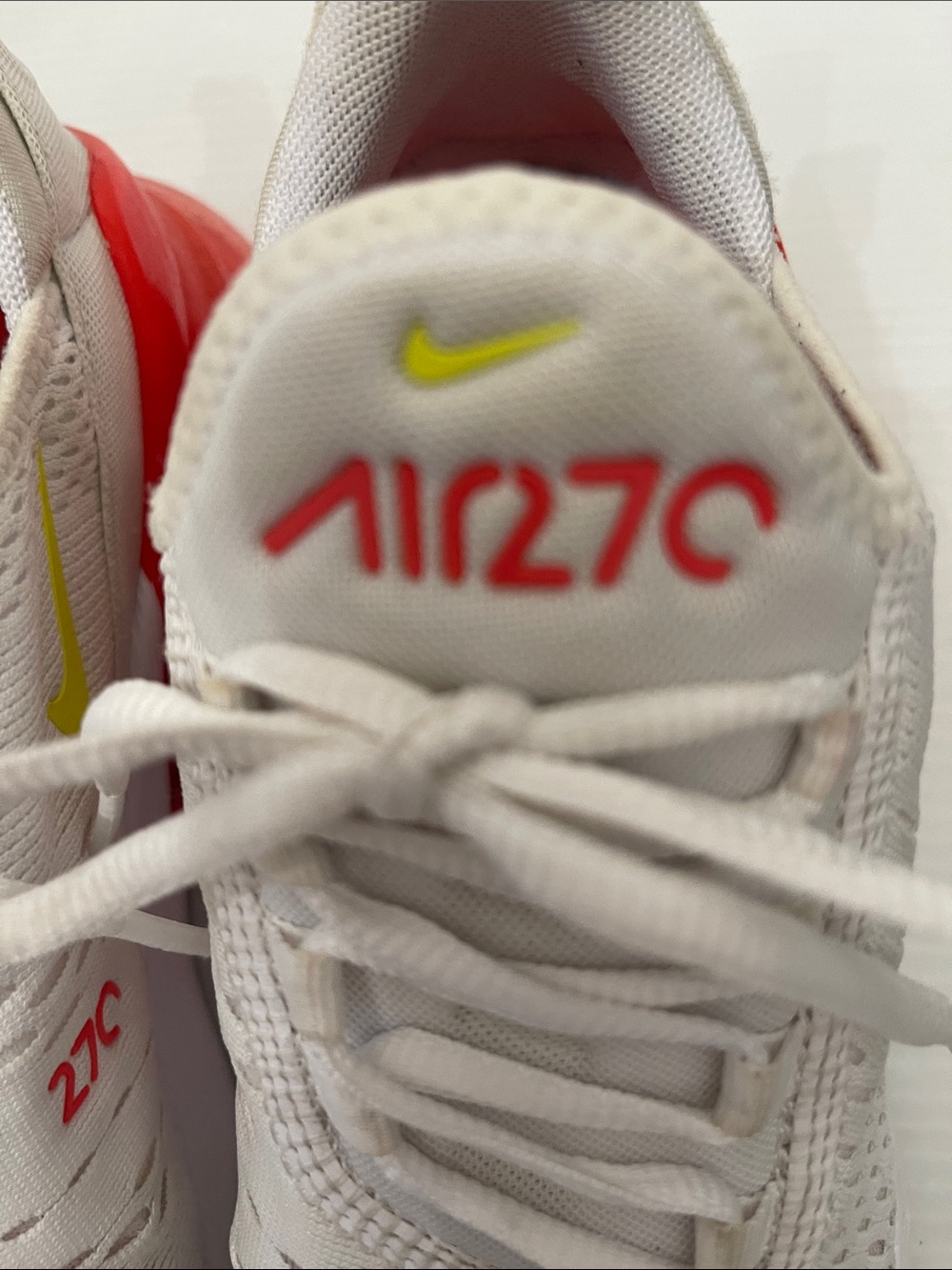 NIKE AIR MAX 270 RUNNING SNEAKERS WOMENS SIZE 8 - Picture 7 of 14